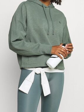 SWEATY BETTY Essentials Hoodie in Heath Green Size Large